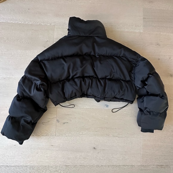 Misspap Black Cropped Puffer - Picture 3 of 4